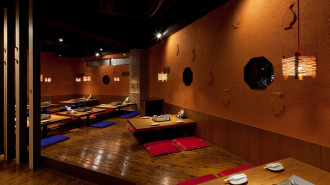 美味辛厨房 まるから - メイン写真: