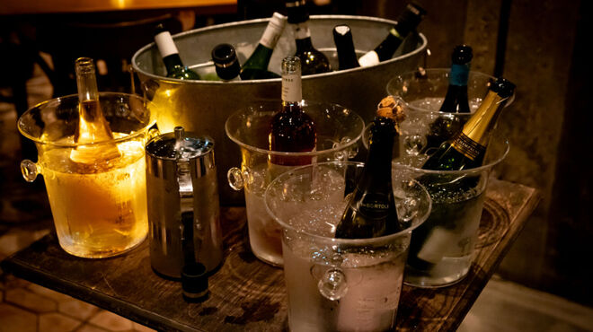 MONIQUE - メイン写真: