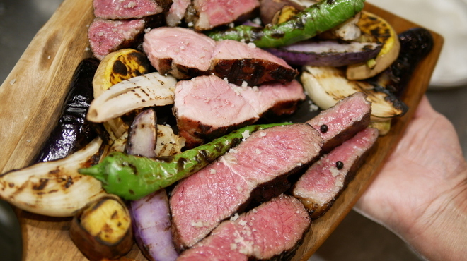 肉とワイン Jinen - メイン写真: