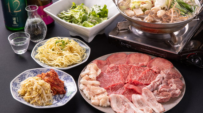 焼肉・もつ鍋 五臓六腑 - メイン写真: