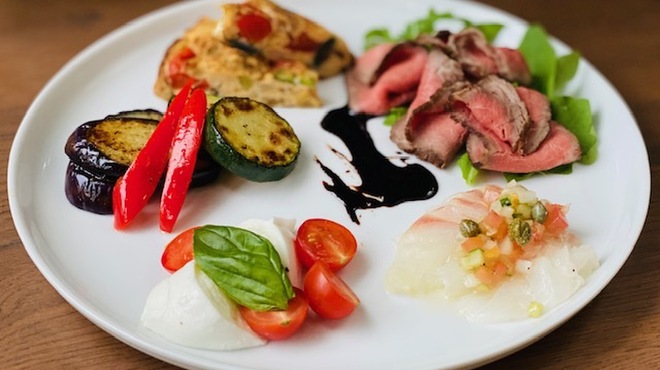 恵比寿山の上バル - メイン写真: