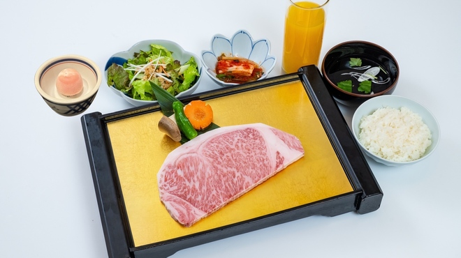 燒肉亭 六歌仙 西口本店 - 和牛サーロインランチ