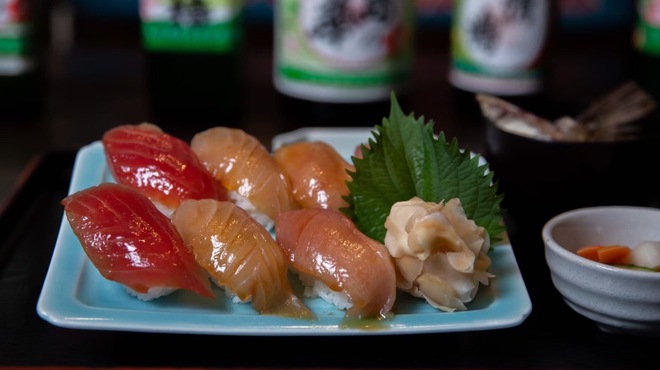 八丈島郷土料理 源八船頭 - メイン写真: