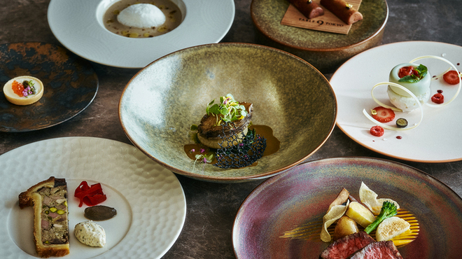 DINING & BAR TABLE 9 TOKYO - メイン写真: