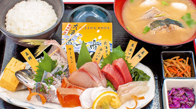 魚七鮮魚店 - メイン写真: