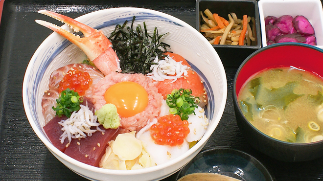 魚七鮮魚店 - メイン写真: