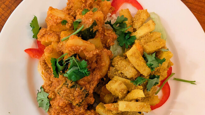 マーダル - メイン写真: