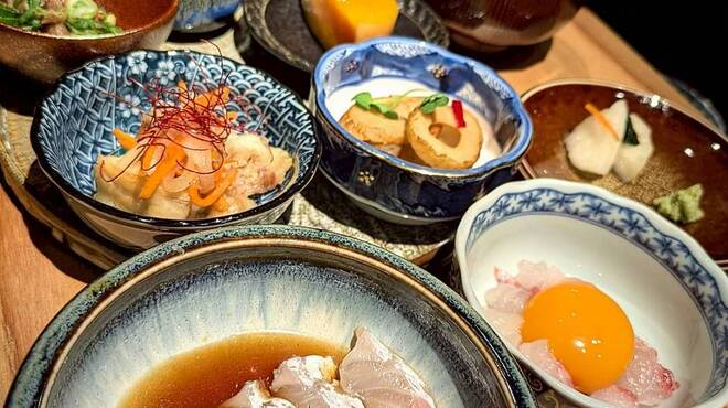 季節酒と鯛めし kamosi - メイン写真: