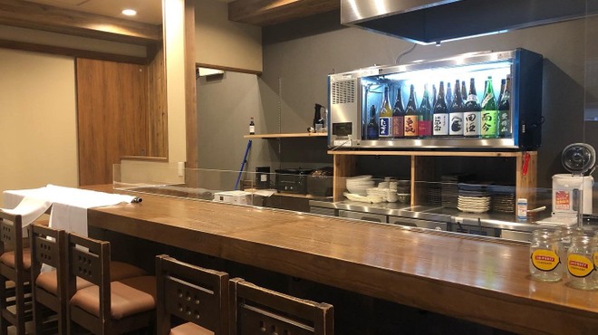 豚にポン酒 とんとことん - 内観写真: