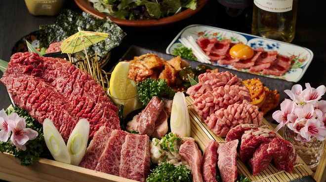 はらみ焼肉ホルモン櫻 - メイン写真: