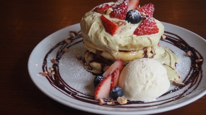 YOLO cafe&bar - メイン写真: