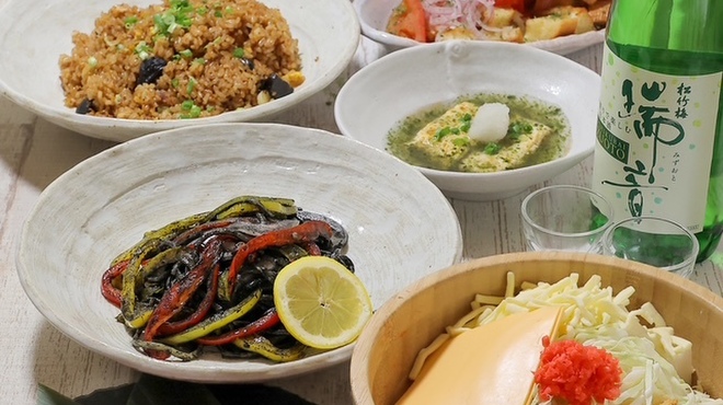 ビストロ鉄板もんじゃ SAWAKAMI - メイン写真: