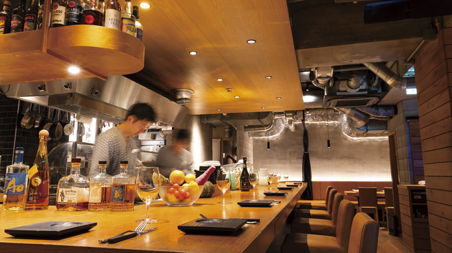 N9Y 羊とワイン酒場 - メイン写真: