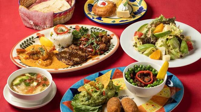 フォンダ・デ・ラ・マドゥルガーダ - 料理写真:クリスマスコース