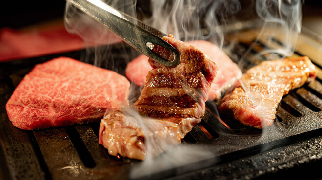 YAKINIKU MARUUSHI - メイン写真: