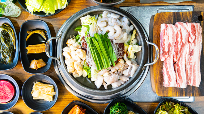 熟成肉専門店 ヨプの王豚塩焼 - メイン写真: