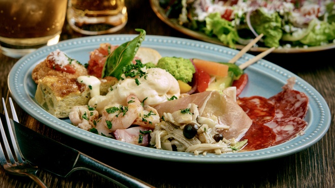 ロジック - メイン写真: