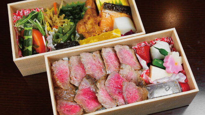 治兵衛 - 料理写真:ステーキ弁当