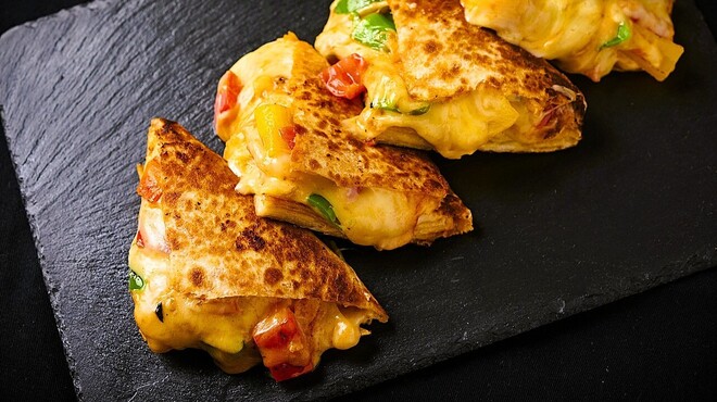 スパイス&創作酒場 MAD CHEFs - メイン写真: