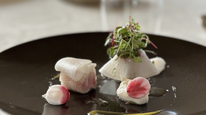 エヴォリュエ - メイン写真: