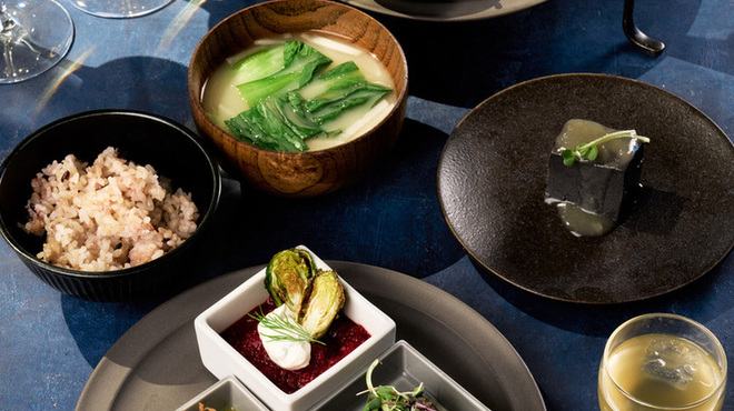 REVIVE KITCHEN THREE - メイン写真: