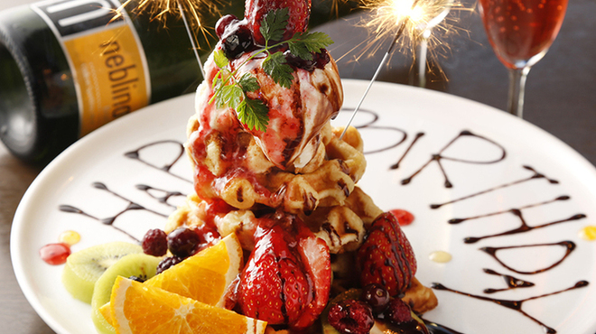 PUBLIC HOUSE CRAFT BEER＆DINING - メイン写真: