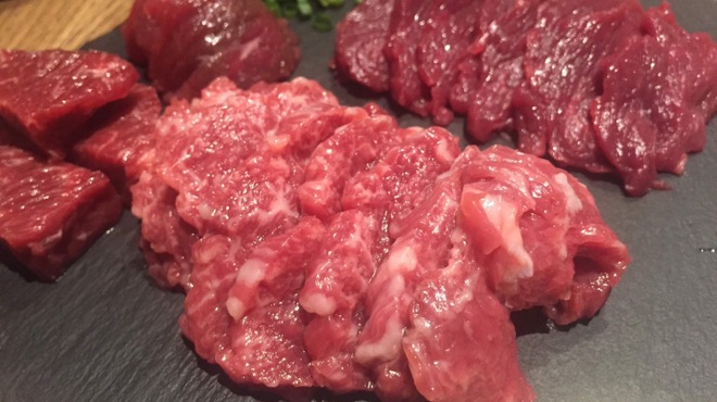 日本のお酒と馬肉料理 うまえびす - メイン写真: