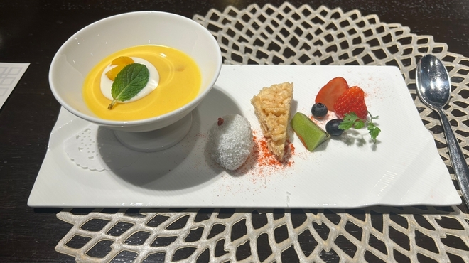 チャイニーズ キュイジーヌ ラ・ヴート - 料理写真: