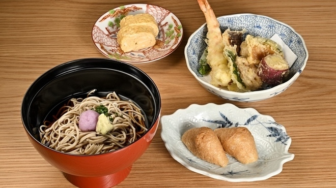 町の踊場 台所 ひと時 - メイン写真: