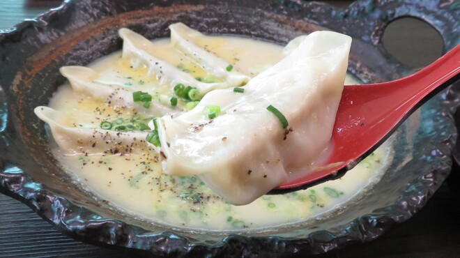 元祖 ざる焼 小林養鶏 本店わさび - メイン写真: