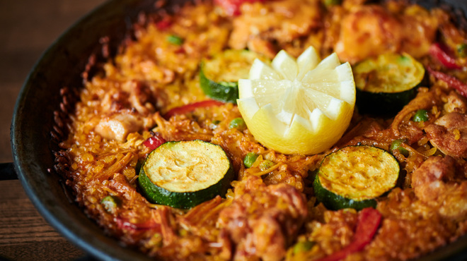 カラオラ テラス・スペイン料理・大手町 - メイン写真: