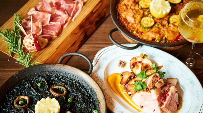 カラオラ テラス・スペイン料理・大手町 - メイン写真: