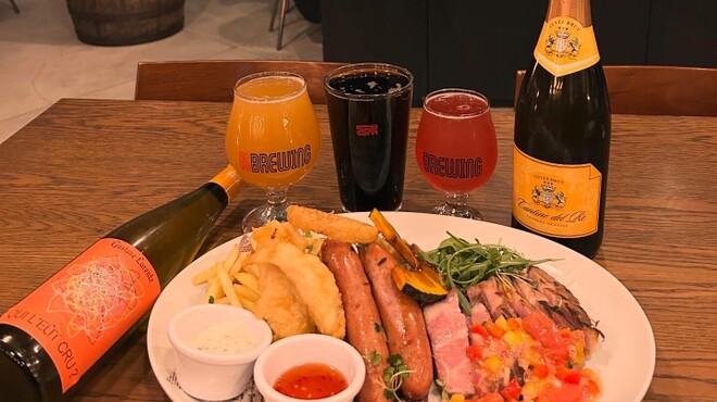 REVO BREWING - メイン写真: