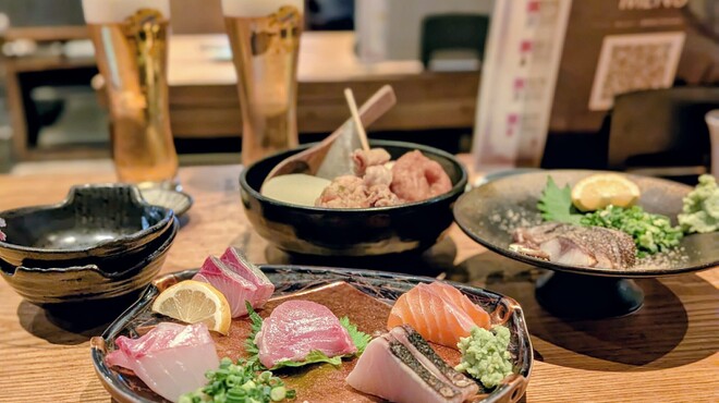 水産卸直営酒場 ぎんりん - メイン写真: