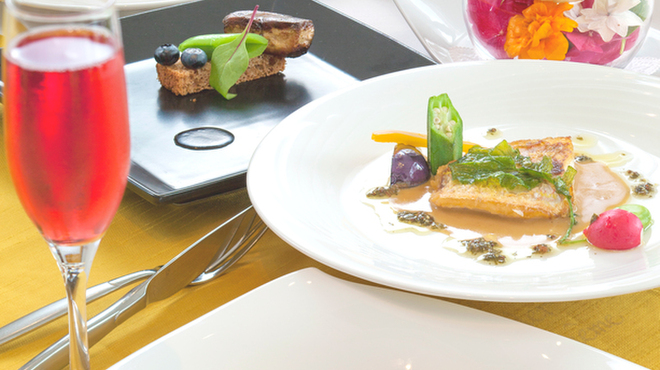 エシェル ドゥ アンジェ - 料理写真:フレンチコース全体（例）