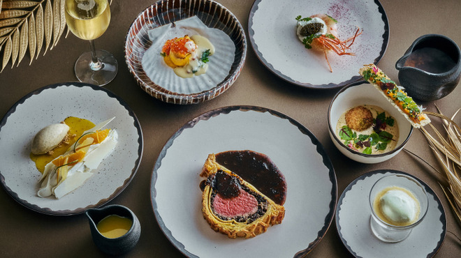 ザ タヴァン グリル＆ラウンジ - メイン写真: