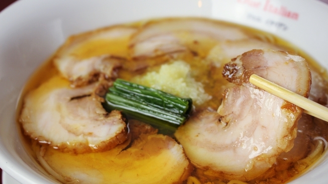 黄金の塩らぁ麺 ドゥエイタリアン - メイン写真: