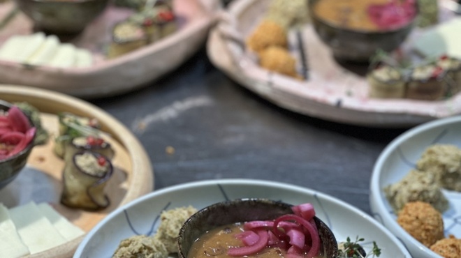 AJIKA Georgian Bistro and Wine Bar - メイン写真: