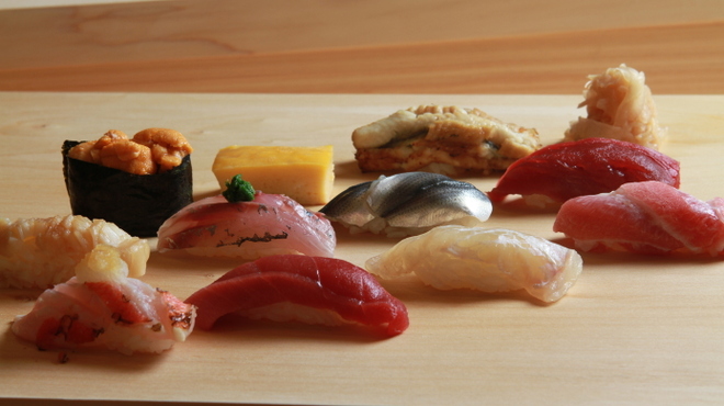 鮨 つきうだ - 料理写真: