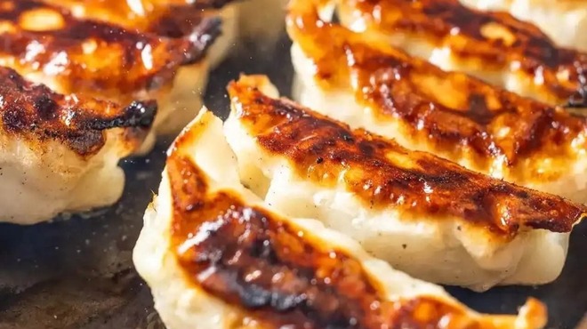 金の餃子酒場 - メイン写真: