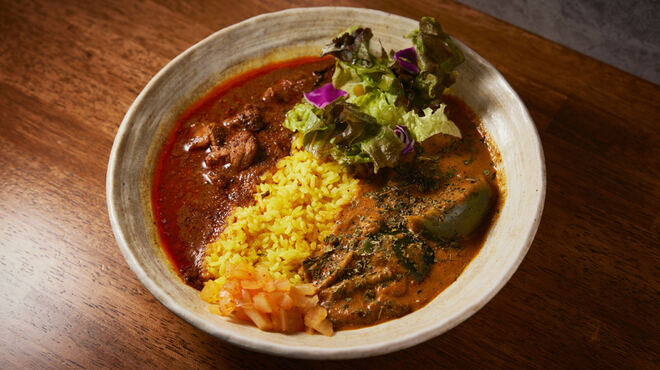 SPICY CURRY 魯珈 - メイン写真: