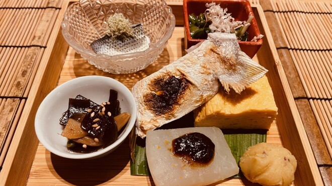 ひろ寿 - 料理写真:季節の盛り込み料理