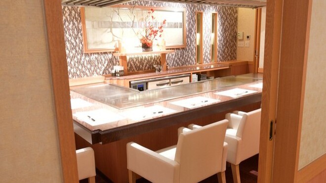 ぷれじでんと千房 シェラトン都ホテル大阪店 - メイン写真: