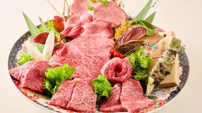 山形牛一頭買いITAMAE焼肉 美美 - メイン写真: