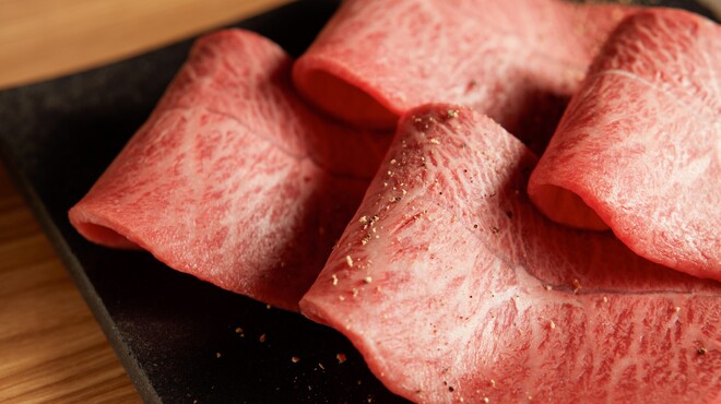 焼肉 安萬 - メイン写真: