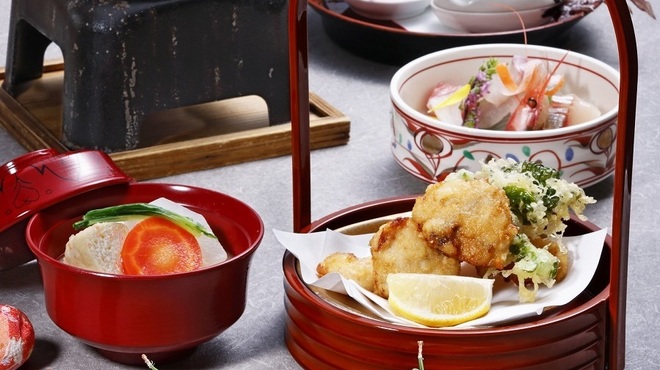 京懐石 美濃吉 横浜ランドマークプラザ店 - メイン写真: