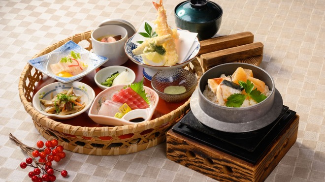 鈴鹿みやび - 料理写真:季節の花かご御膳（1月・ランチ）