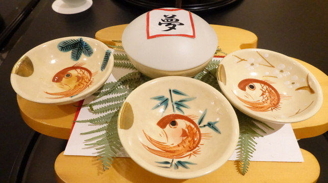 日本海 - 料理写真:器も正月らしく松竹梅