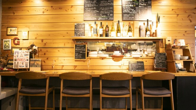 ビストロ ガヴロッシュ - メイン写真: