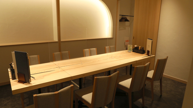 うなぎ四代目菊川 ヒルトンプラザウエスト大阪店 - メイン写真: